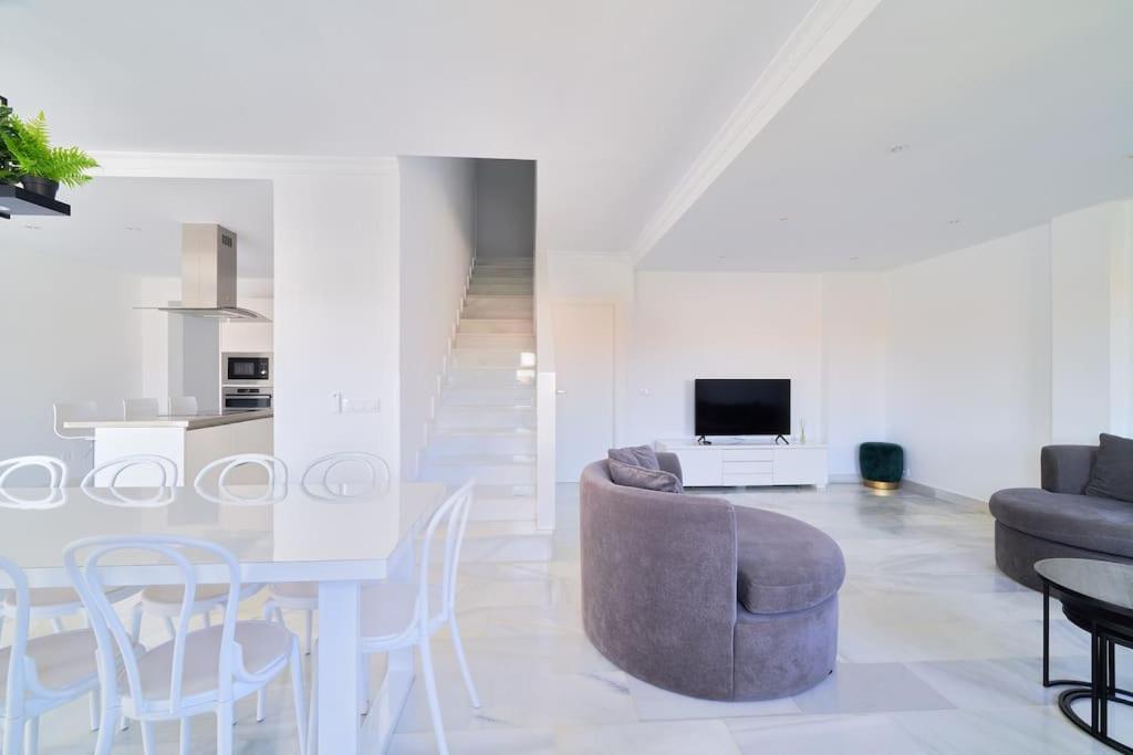 Superbe Appartement Avec Jaccuzi Марбелья Экстерьер фото
