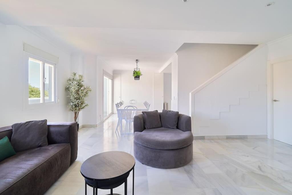 Superbe Appartement Avec Jaccuzi Марбелья Экстерьер фото